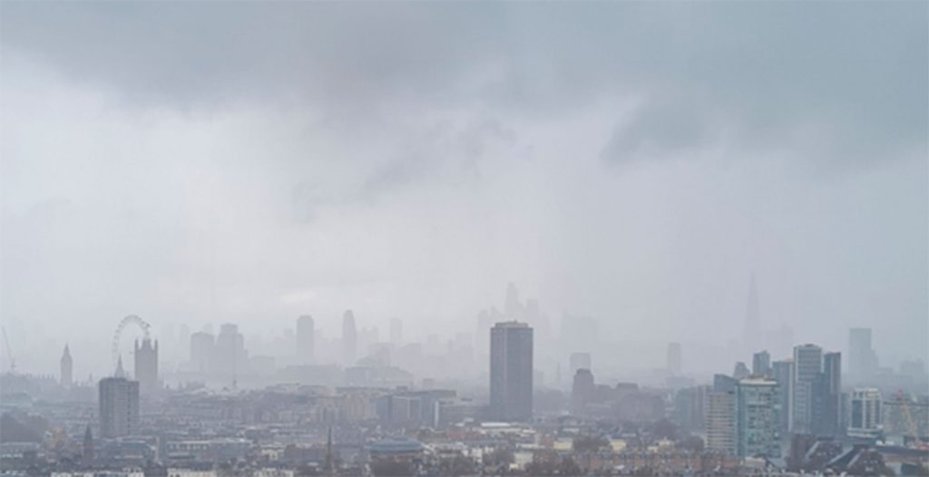 chimeneas y humo en londres